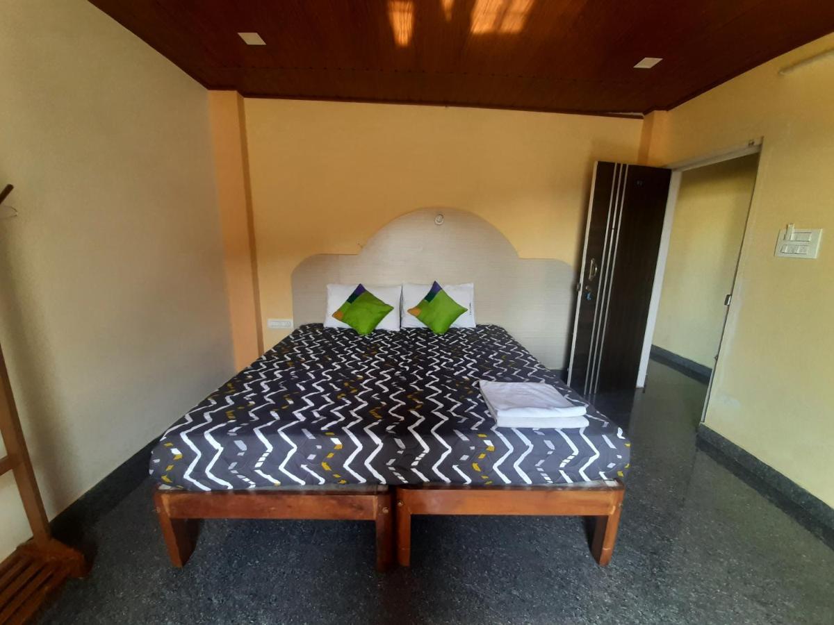 Daisey Dee Homestay Madikeri Dış mekan fotoğraf
