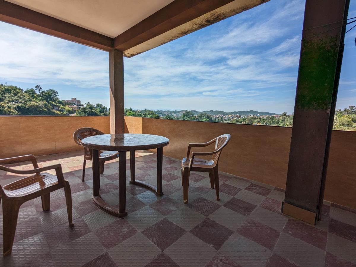 Daisey Dee Homestay Madikeri Dış mekan fotoğraf